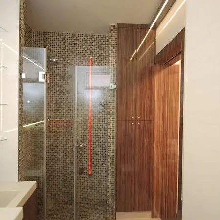 Vadaszkuert Superior 2*