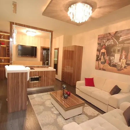 Vadászkürt Superior 2*