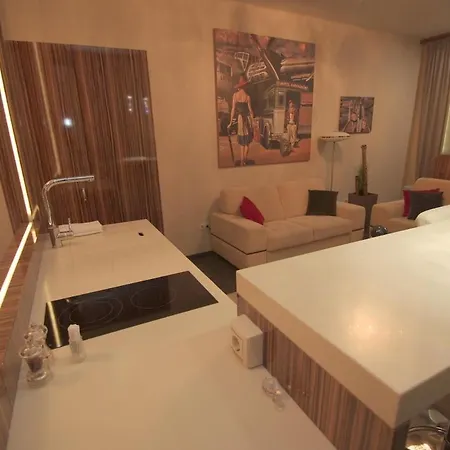 Vadászkürt Superior 2*