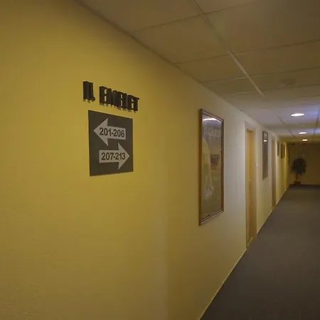 Vadaszkuert Superior 2*