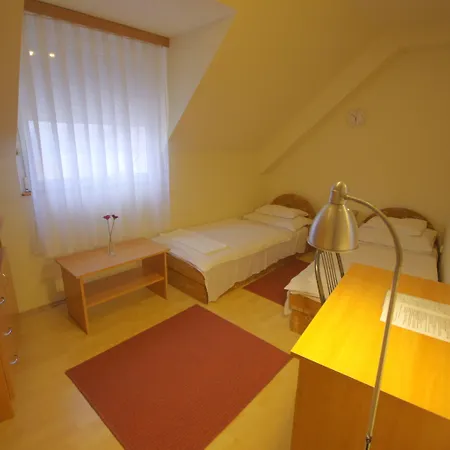 Hotell Vadaszkuert Superior 2*