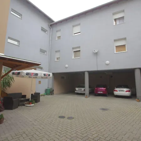 Vadaszkuert Superior Hotel Székesfehérvár