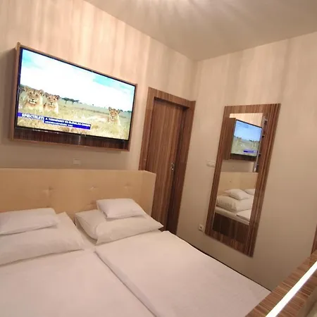 Vadászkürt Superior 2*