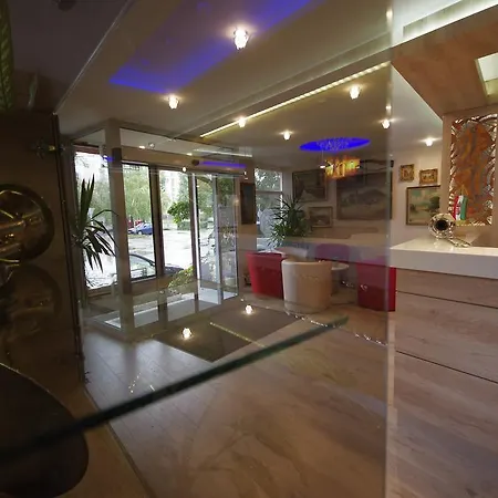 Vadaszkuert Superior Hotell