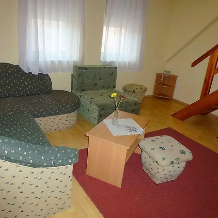 Vadaszkuert Superior 2* Székesfehérvár