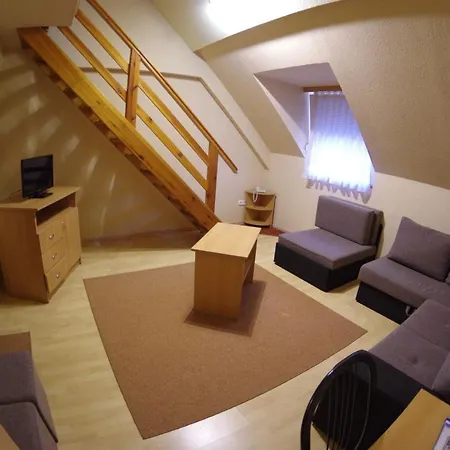 Vadaszkuert Superior Hotell