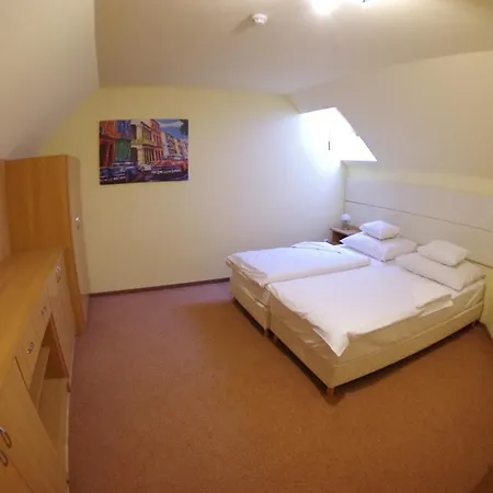 Vadászkürt Superior Hotel 2*