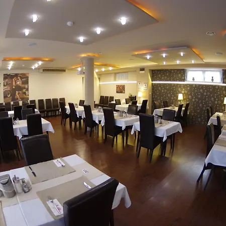 Hotel Vadászkürt Superior Székesfehérvár