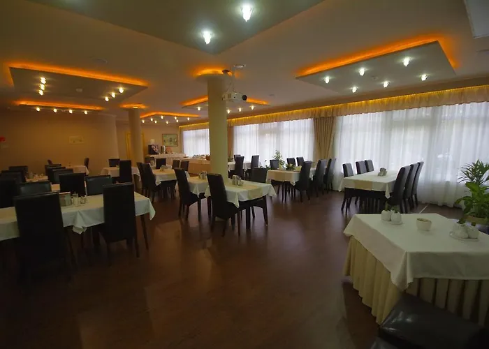 Vadászkürt Superior 2* Székesfehérvár