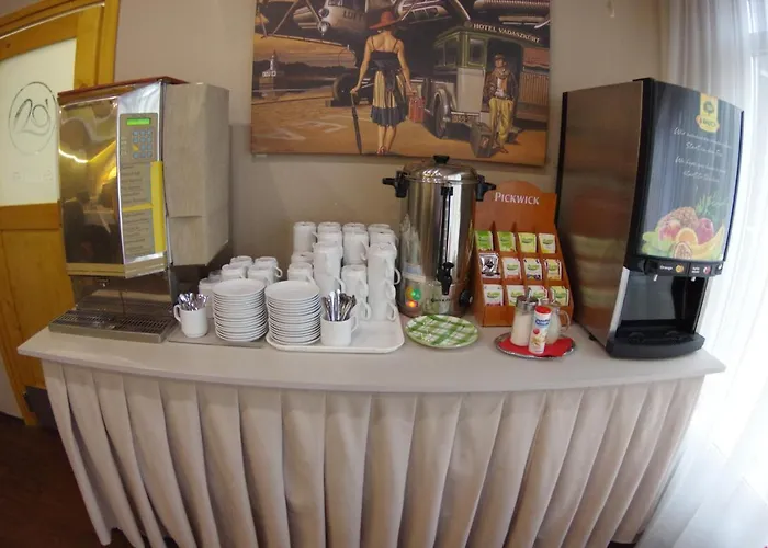 Vadaszkuert Superior ホテル 2*